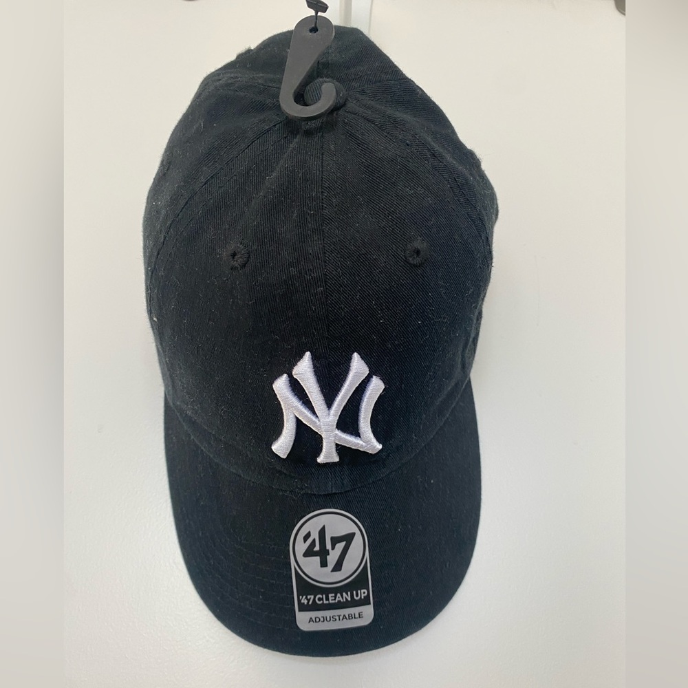 4 MLB DAD CAPS - 47BRAND